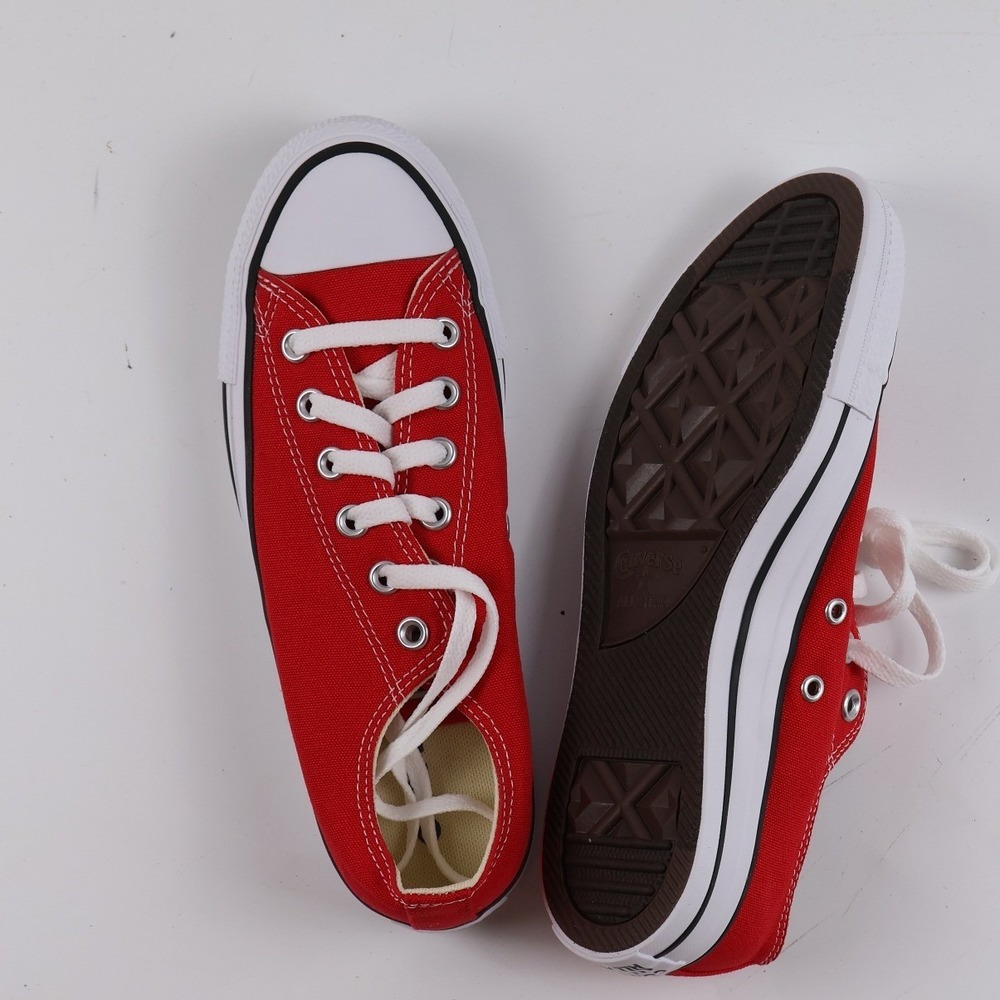 Converse Chuck Taylor All Star Basic Ox Red Canvas Sneakers Women 7.5 NEW